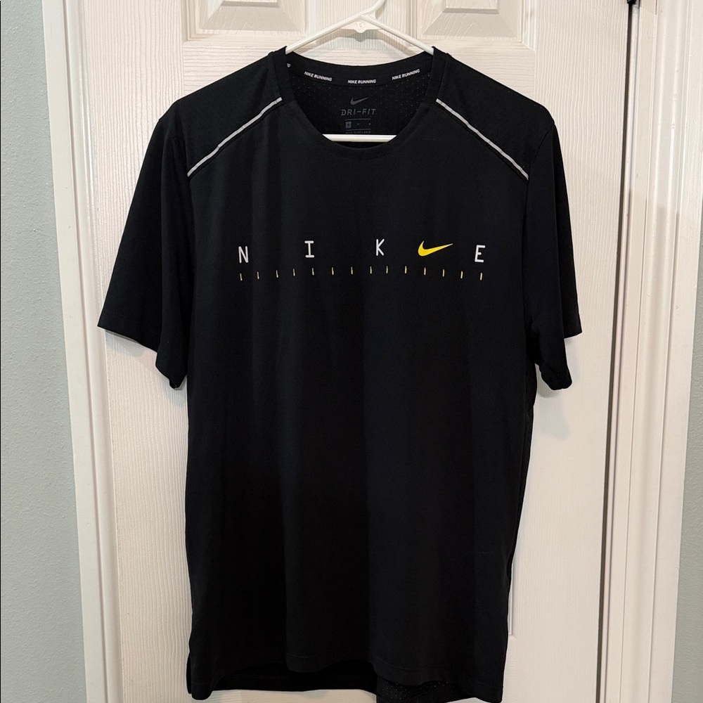 Nike Men's Black Dri-Fit Tee with Yellow Swoosh